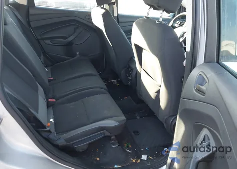 2013 Ford Escape S z USA, uszkodzony, nr VIN 1FMCU0F72DUB81943